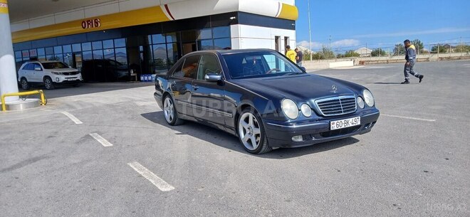 Mercedes E 240 2000, 299,633 km - 2.4 l - Sumqayıt