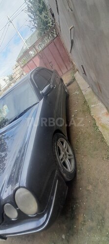 Mercedes E 270 2000, 3,241,580 km - 2.7 л - Bakı