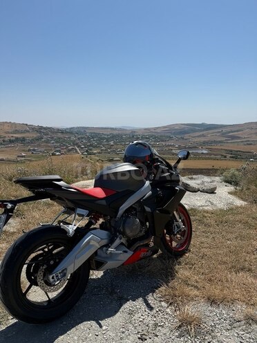 Aprilia  2023, 4,000 km - 0.7 л - Bakı