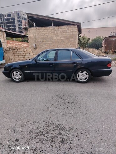 Mercedes E 240 1997, 282,000 km - 2.4 л - Gəncə