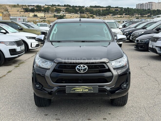 Toyota Hilux 2022, 98,000 km - 2.4 l - Bakı