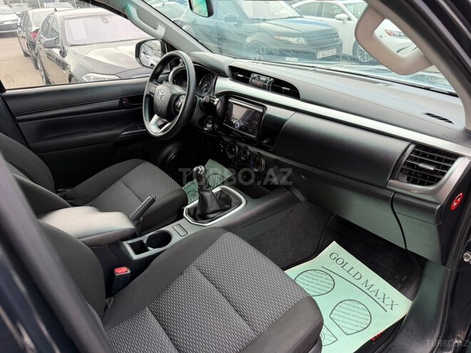 Toyota Hilux 2022, 98,000 km - 2.4 l - Bakı