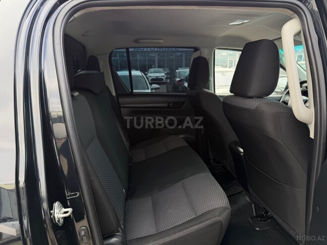 Toyota Hilux 2022, 98,000 km - 2.4 l - Bakı