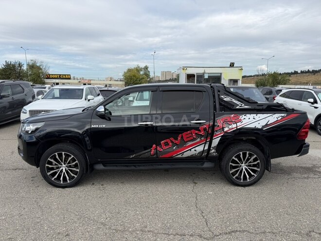 Toyota Hilux 2022, 98,000 km - 2.4 l - Bakı