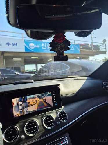 Mercedes E 220 d 4MATIC 2020, 100,000 km - 2.0 л - Bakı