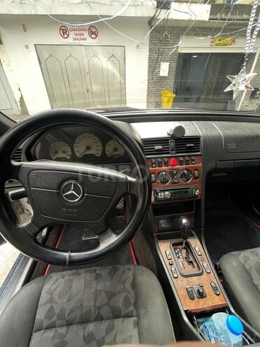 Mercedes C 220 1999, 500,000 km - 2.2 л - Bakı