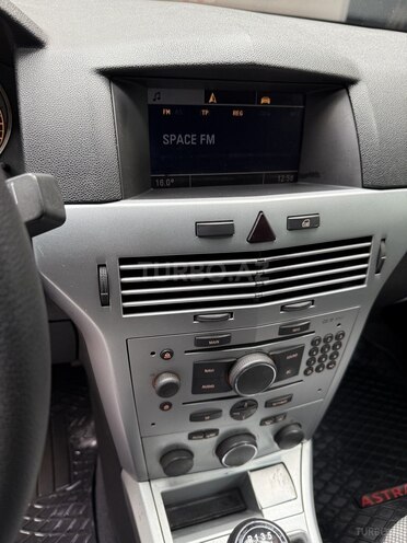 Opel Astra 2009, 241,000 km - 1.3 л - Bakı