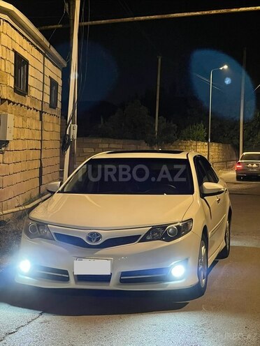 Toyota Camry 2013, 270,000 km - 2.5 л - Şirvan