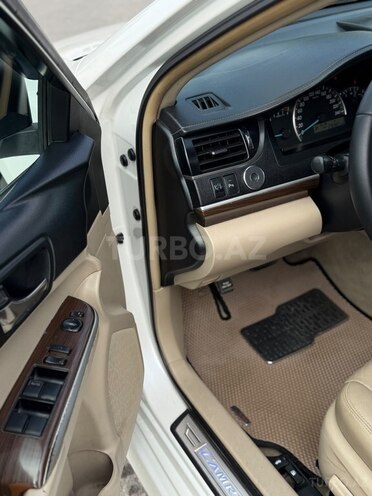 Toyota Camry 2013, 270,000 km - 2.5 л - Şirvan