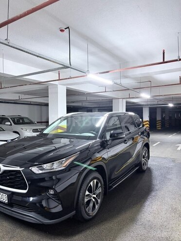 Toyota Highlander 2025, 1,400 km - 2.5 л - Bakı