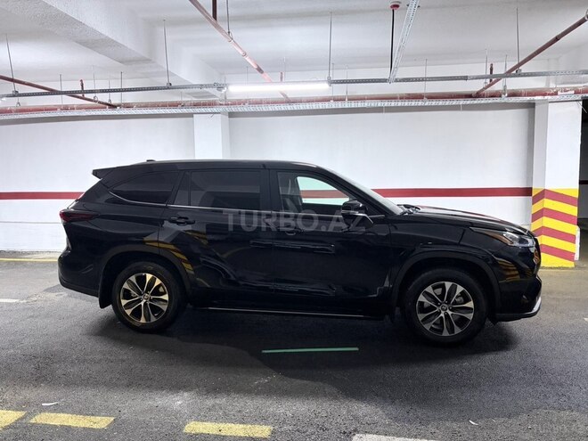 Toyota Highlander 2025, 1,400 km - 2.5 л - Bakı