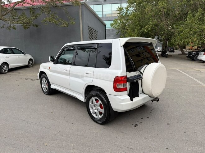 Mitsubishi Pajero io 1999, 269,000 km - 1.8 l - Bakı