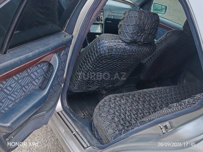 Mercedes C 250 1995, 256,458 km - 2.5 л - Qazax