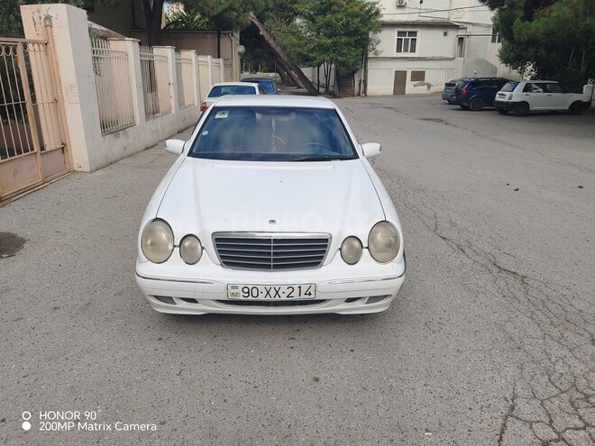 Mercedes E 220 2000, 400,000 km - 2.2 l - Bakı