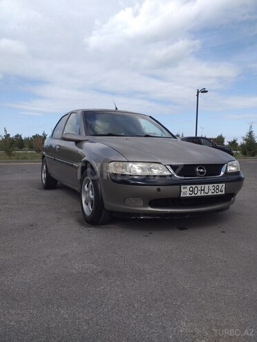 Opel Vectra 1996, 250,000 km - 2.0 l - Sumqayıt