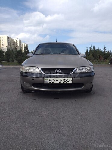 Opel Vectra 1996, 250,000 km - 2.0 l - Sumqayıt
