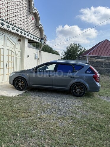 Kia  2008, 376,384 km - 1.6 l - Bakı
