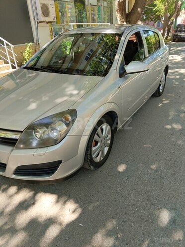 Opel Astra 2006, 300,000 km - 1.4 l - Bakı