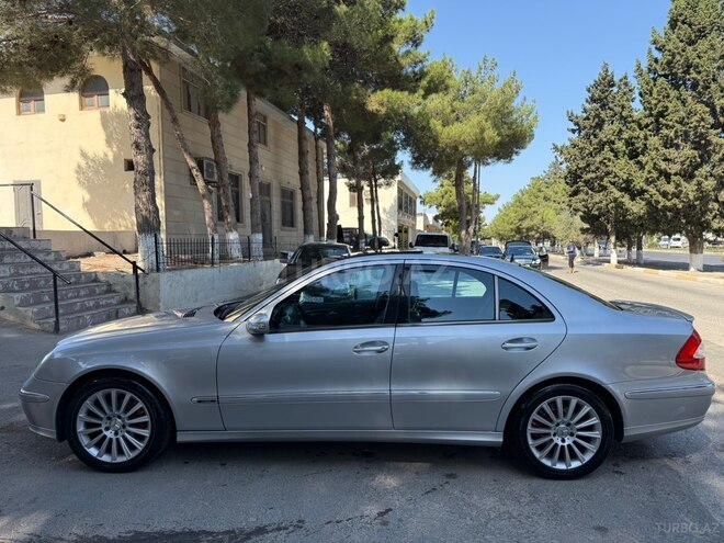 Mercedes E 270 2002, 375,500 km - 2.7 л - Bakı