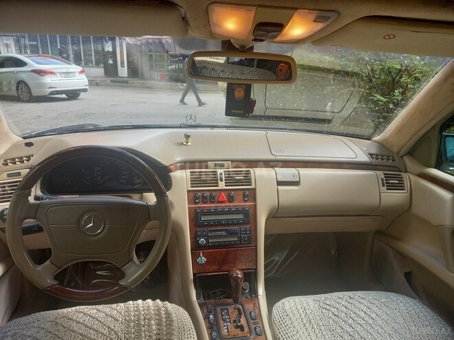 Mercedes E 240 1999, 416,122 km - 2.4 l - Bakı