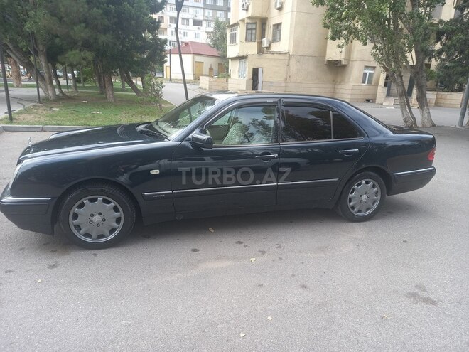 Mercedes E 240 1999, 416,122 km - 2.4 l - Bakı