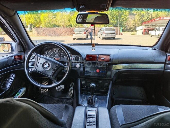BMW 523 1997, 495,987 km - 2.5 l - Tovuz