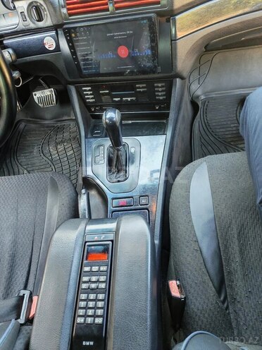 BMW 523 1997, 495,987 km - 2.5 l - Tovuz