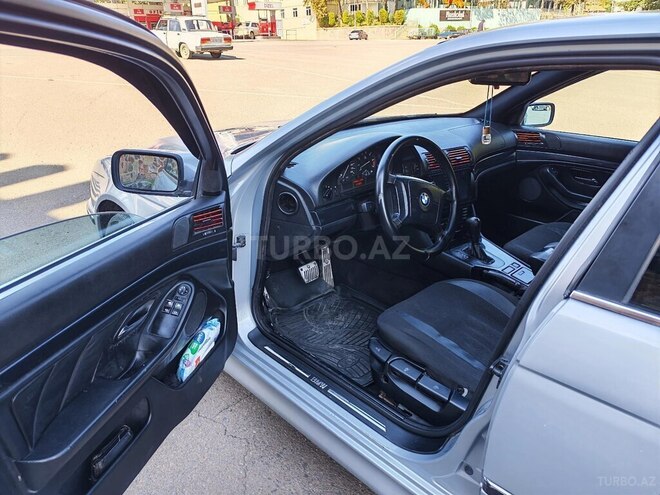 BMW 523 1997, 495,987 km - 2.5 l - Tovuz