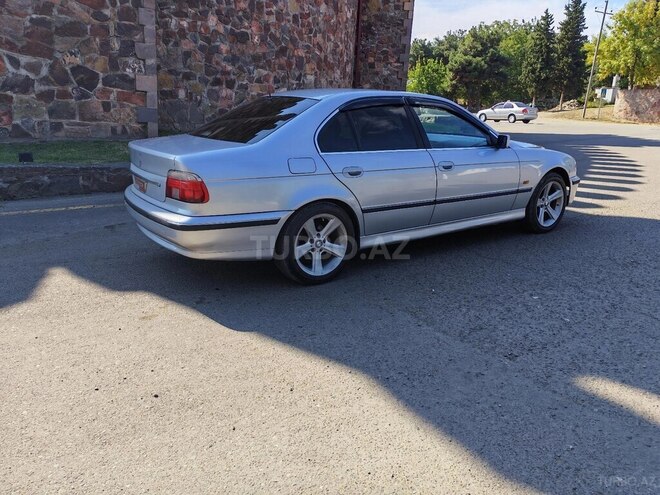 BMW 523 1997, 495,987 km - 2.5 l - Tovuz