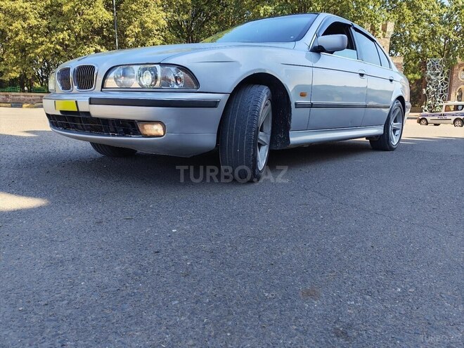 BMW 523 1997, 495,987 km - 2.5 l - Tovuz