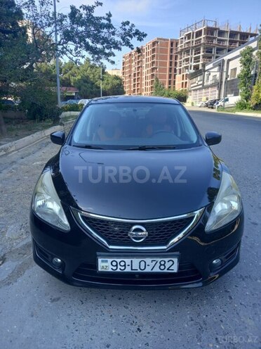 Nissan Tiida 2013, 199,776 km - 1.8 л - Bakı