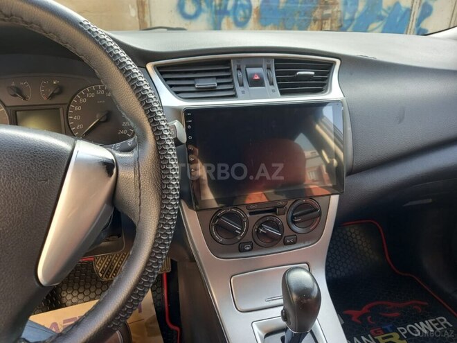 Nissan Tiida 2013, 199,776 km - 1.8 л - Bakı