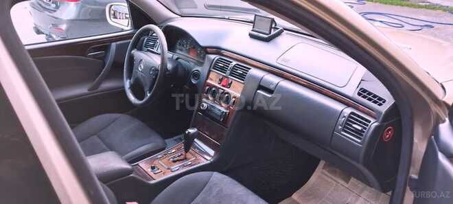 Mercedes E 240 2000, 383,000 km - 2.4 л - Bakı