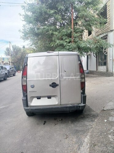 Fiat Doblo 2004, 295,000 km - 1.9 л - Bakı