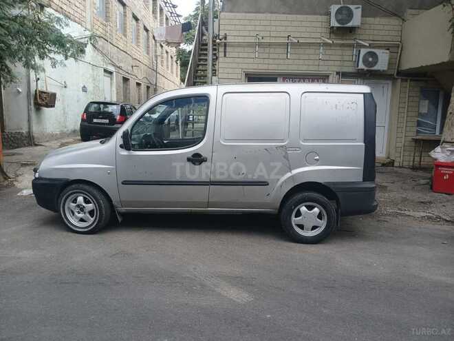 Fiat Doblo 2004, 295,000 km - 1.9 л - Bakı