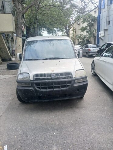 Fiat Doblo 2004, 295,000 km - 1.9 л - Bakı