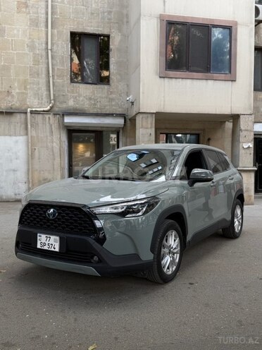 Toyota Corolla Cross 2024, 29,000 km - 2.0 л - Bakı