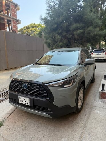 Toyota Corolla Cross 2024, 29,000 km - 2.0 л - Bakı
