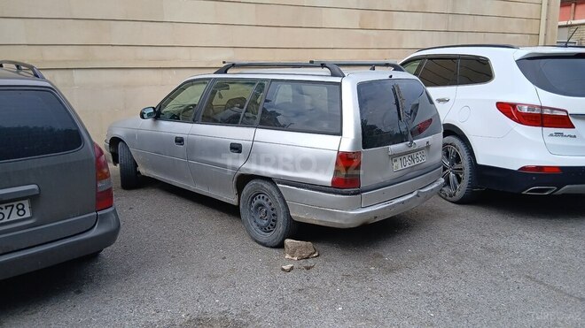 Opel Astra 1997, 685,532 km - 1.6 l - Bakı