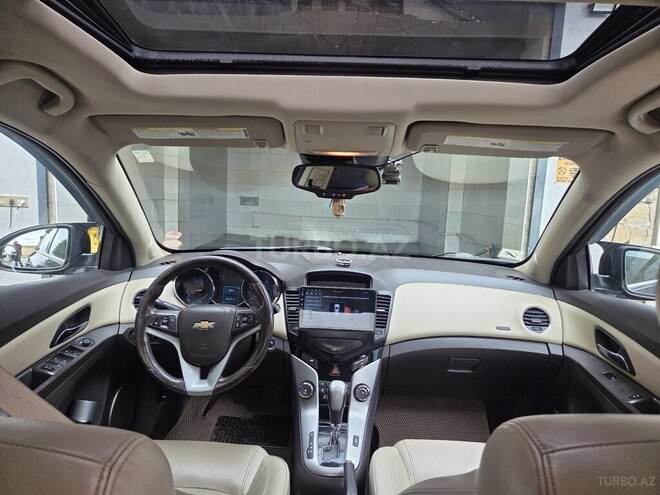 Chevrolet Cruze 2015, 301,568 km - 1.4 l - Şirvan