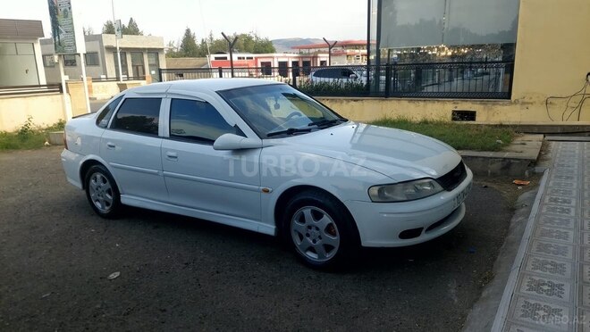 Opel Vectra 1999, 498,899 km - 1.8 l - Qazax