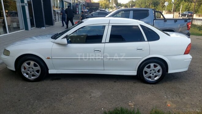 Opel Vectra 1999, 498,899 km - 1.8 l - Qazax