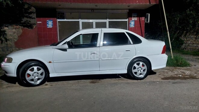 Opel Vectra 1999, 498,899 km - 1.8 l - Qazax