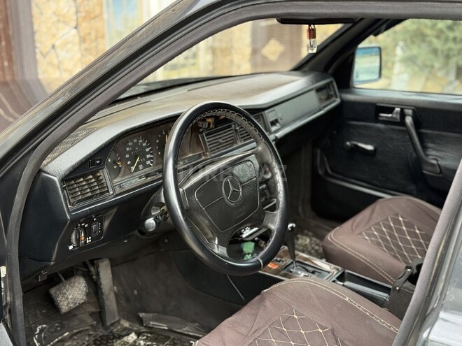 Mercedes 190 1992, 287,500 km - 1.8 l - Bakı