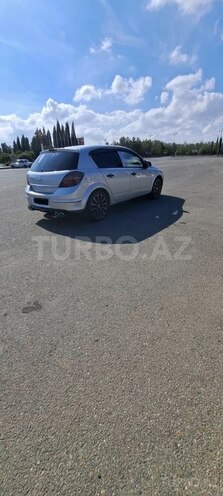 Opel Astra 2010, 251,000 km - 1.8 л - Gəncə