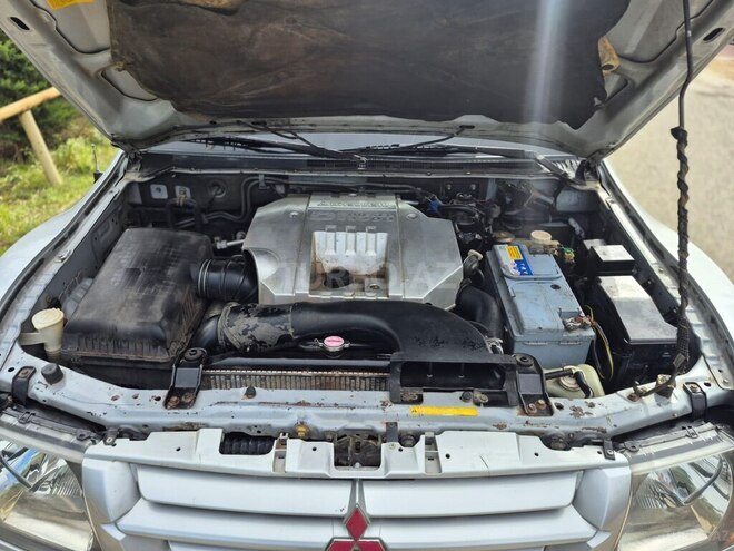 Mitsubishi Pajero 2001, 236,000 km - 3.2 l - Bakı