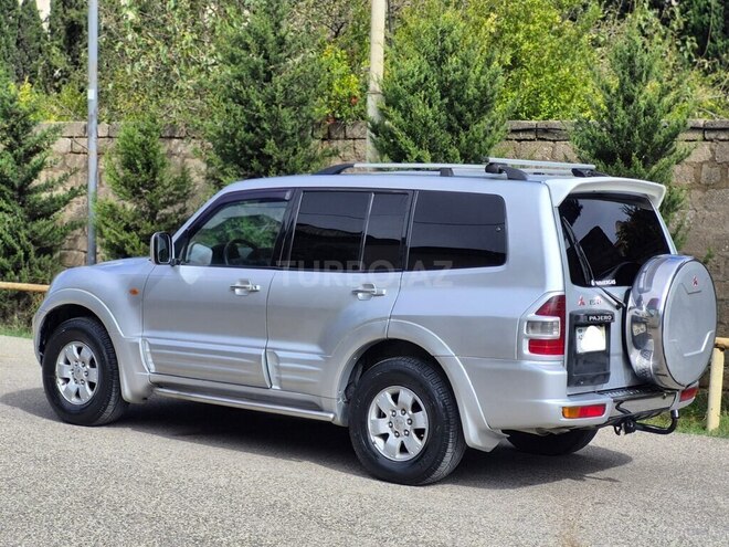 Mitsubishi Pajero 2001, 236,000 km - 3.2 l - Bakı