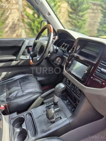Mitsubishi Pajero 2001, 236,000 km - 3.2 l - Bakı
