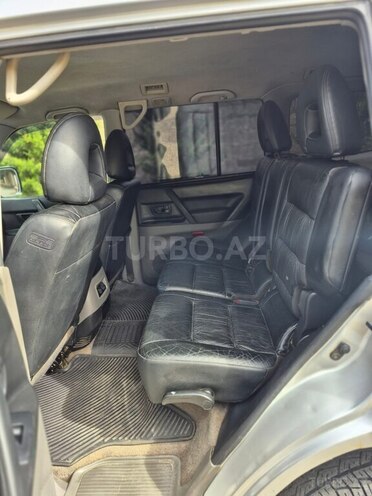 Mitsubishi Pajero 2001, 236,000 km - 3.2 l - Bakı