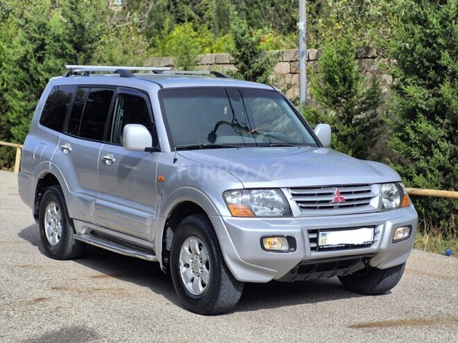 Mitsubishi Pajero 2001, 236,000 km - 3.2 l - Bakı